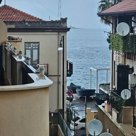 La Dimora Di Eolo, Cannitello Rc * Villa San Giovanni